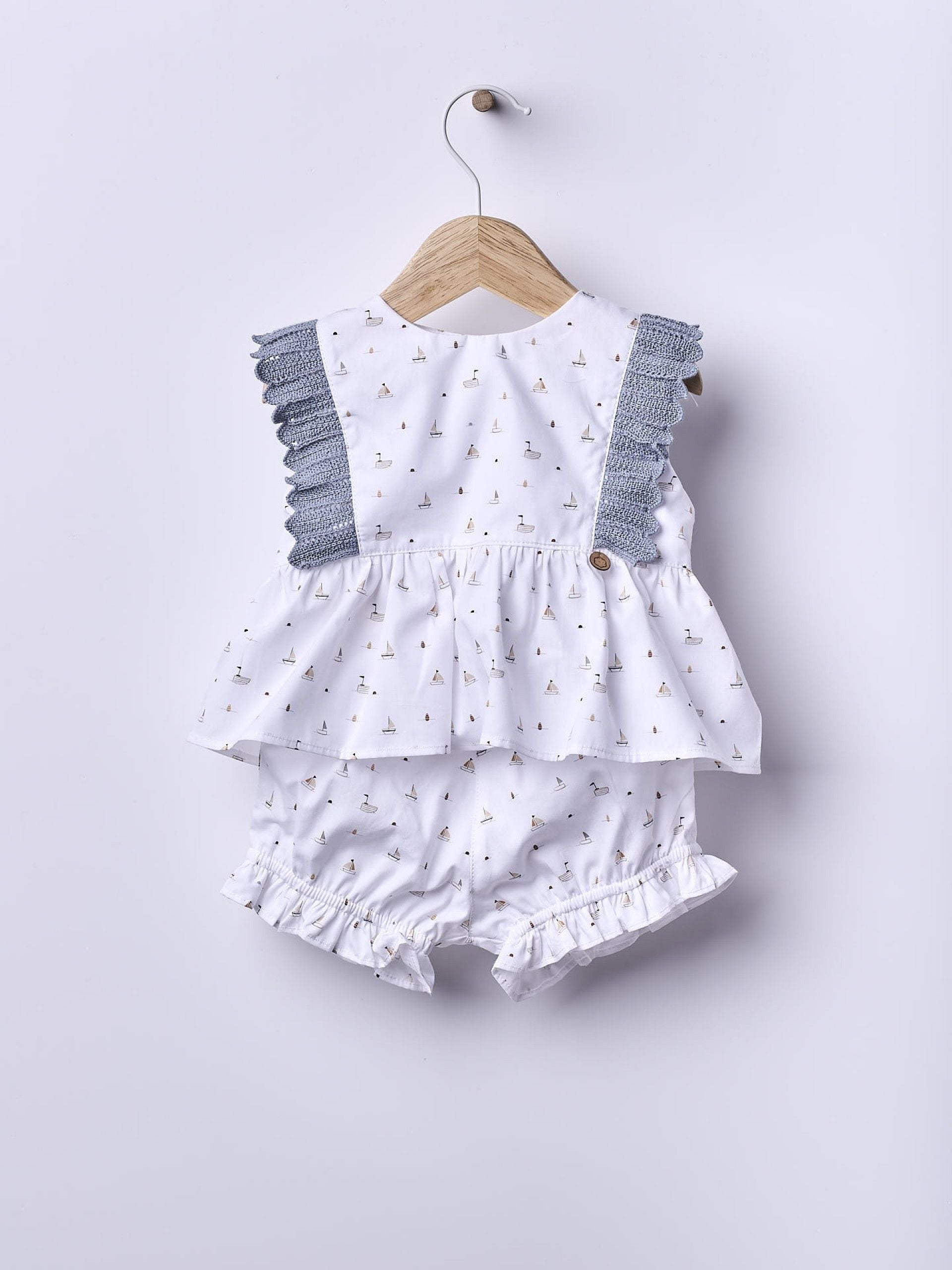 Girl Set Sailboat