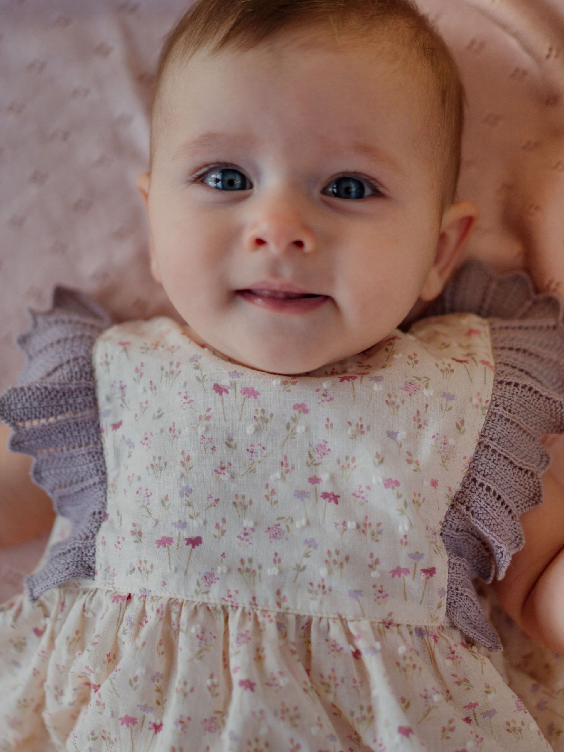 Girl Set Breeze