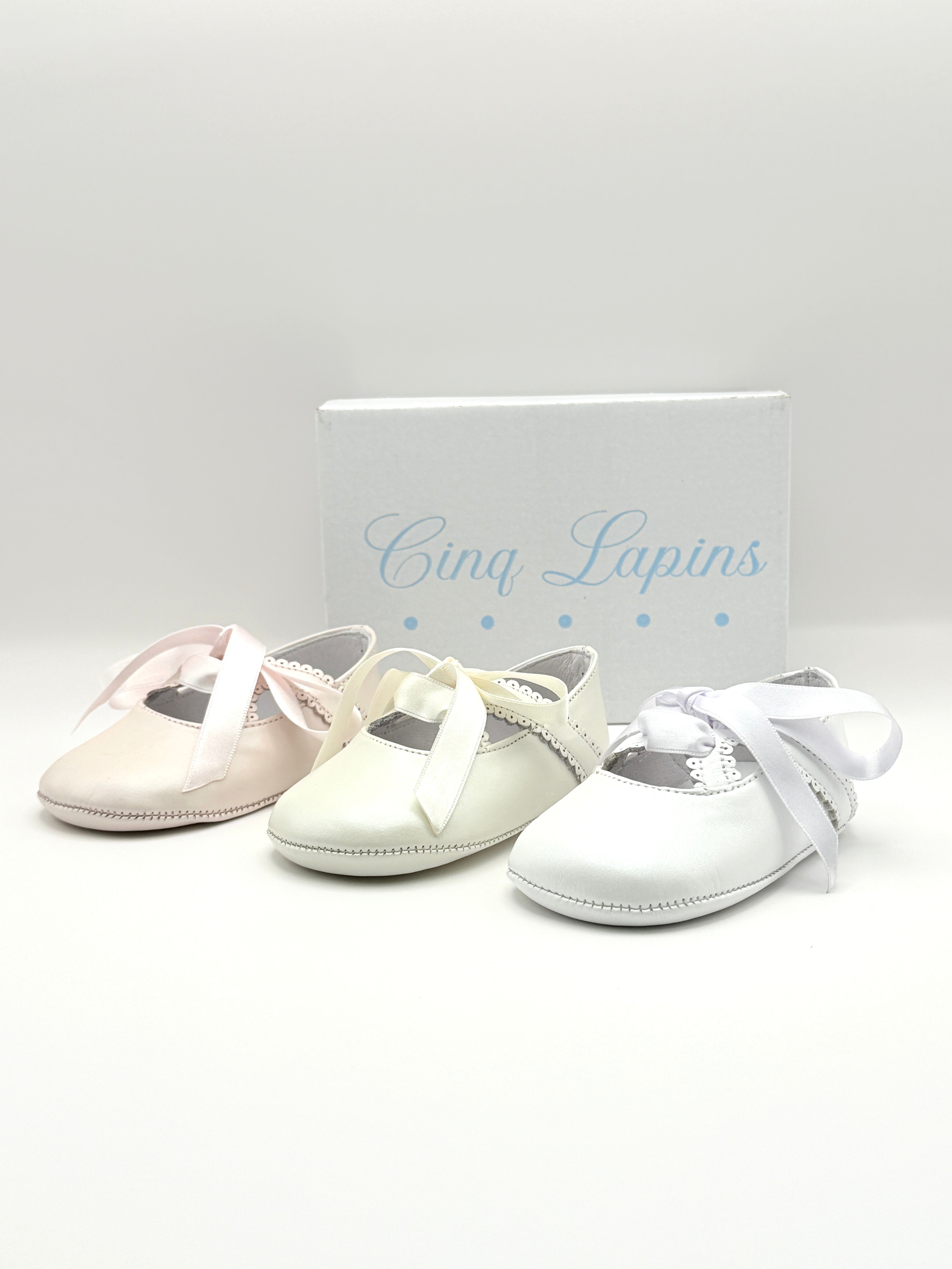 Crib Shoe Mary Jane Silk White