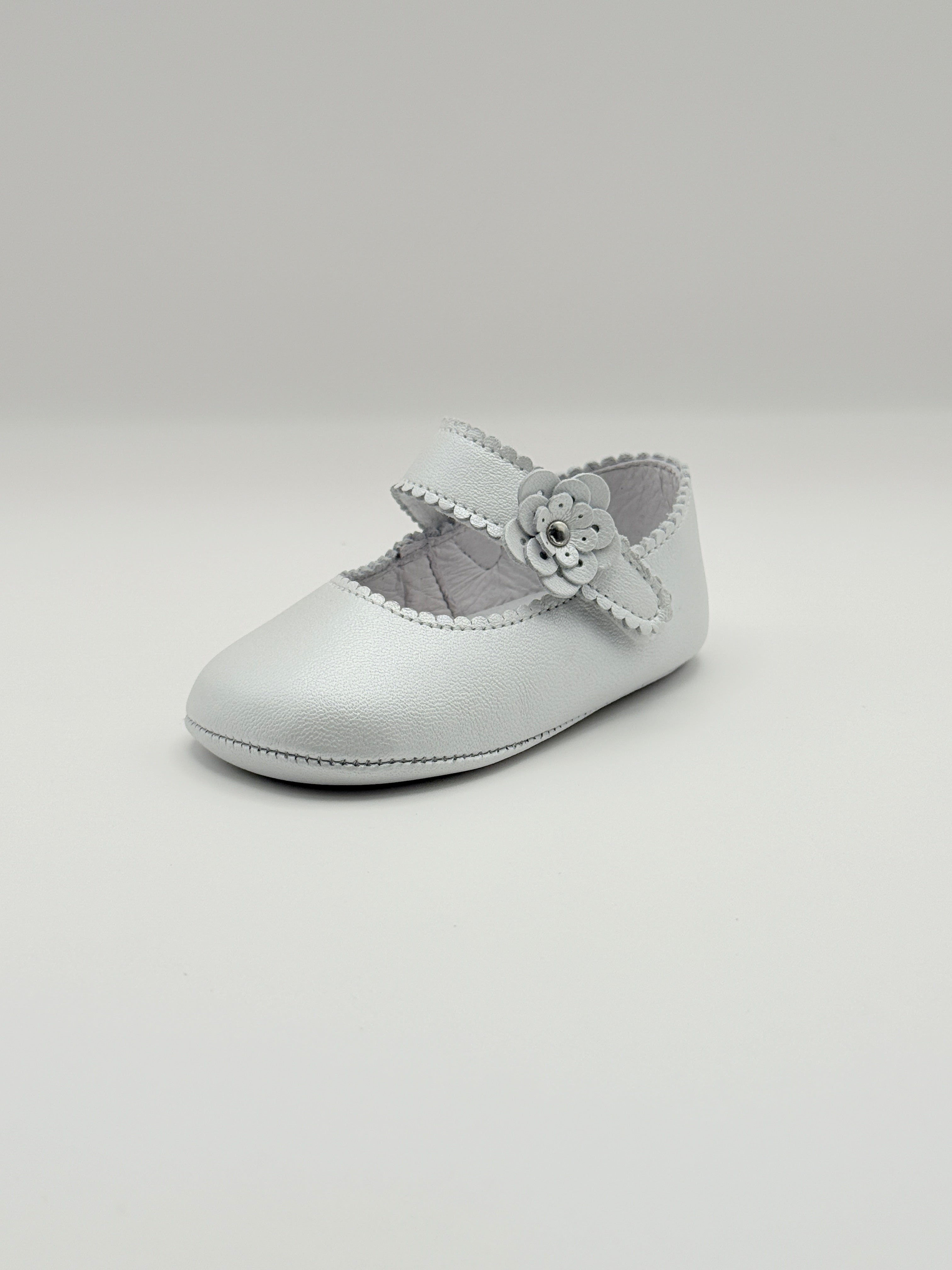 Crib Shoe Mary Jane Flor Pearl White