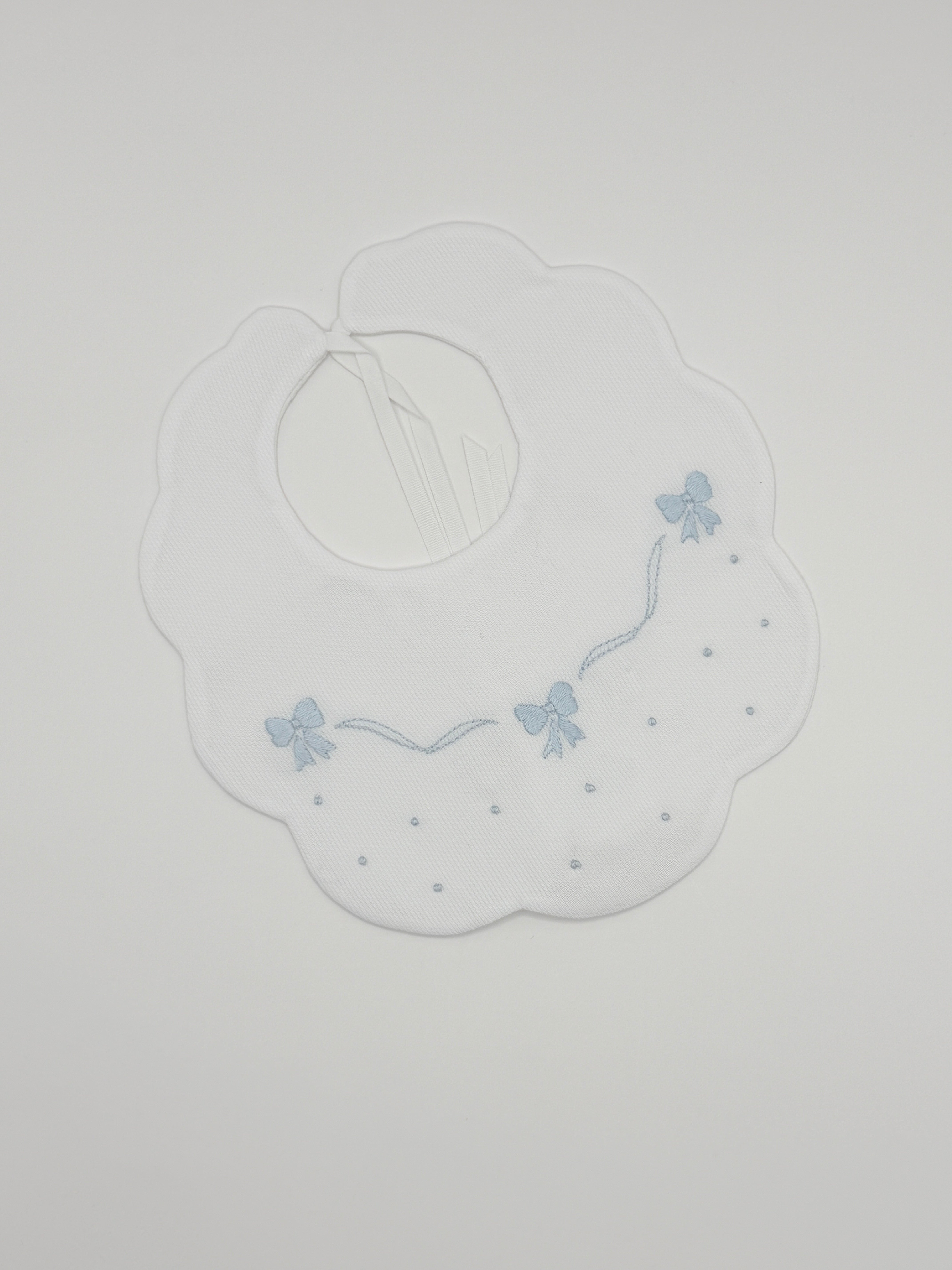 Bib 'Blue Bow'