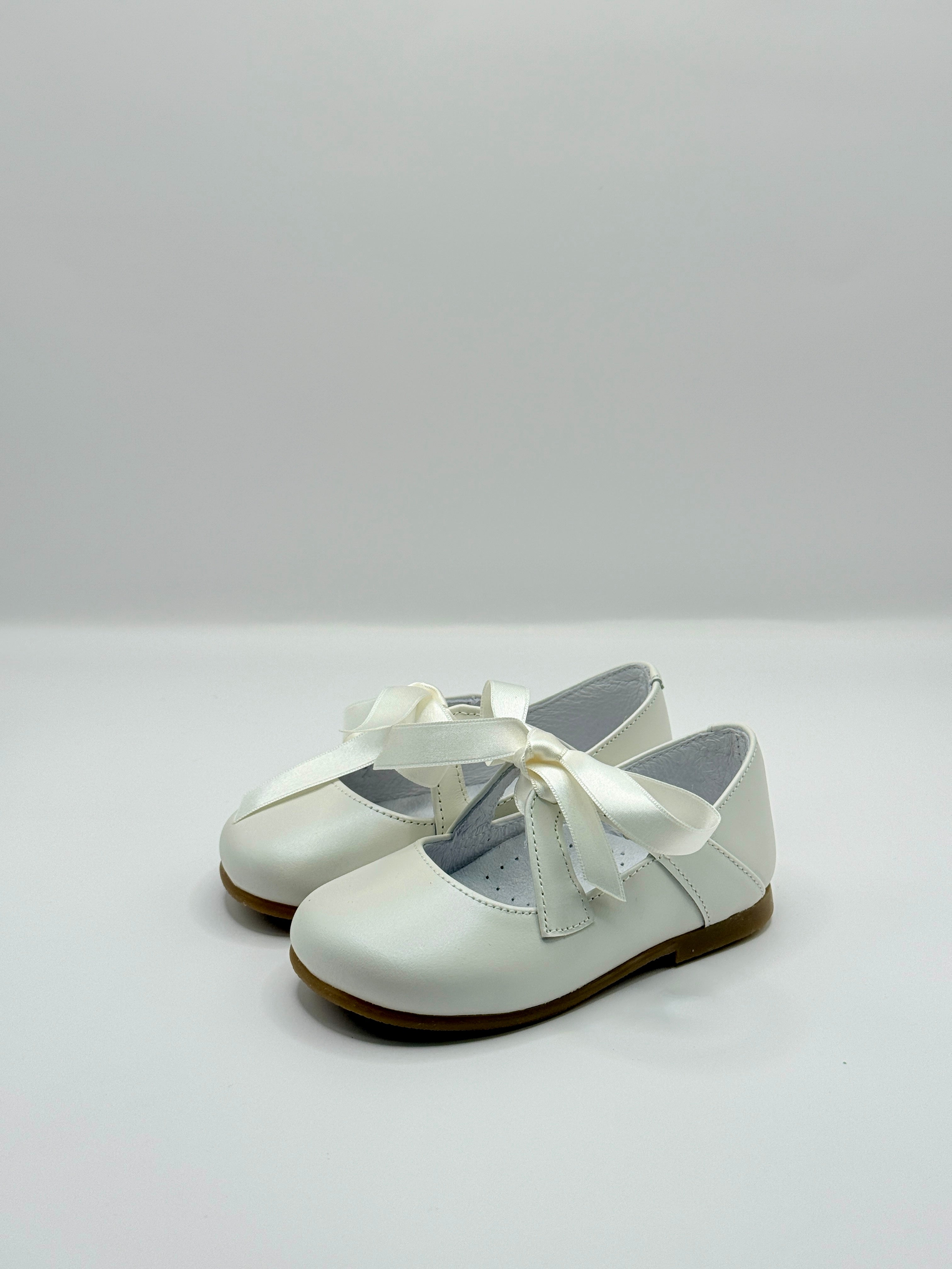 Mary Jane Silk Porcelain