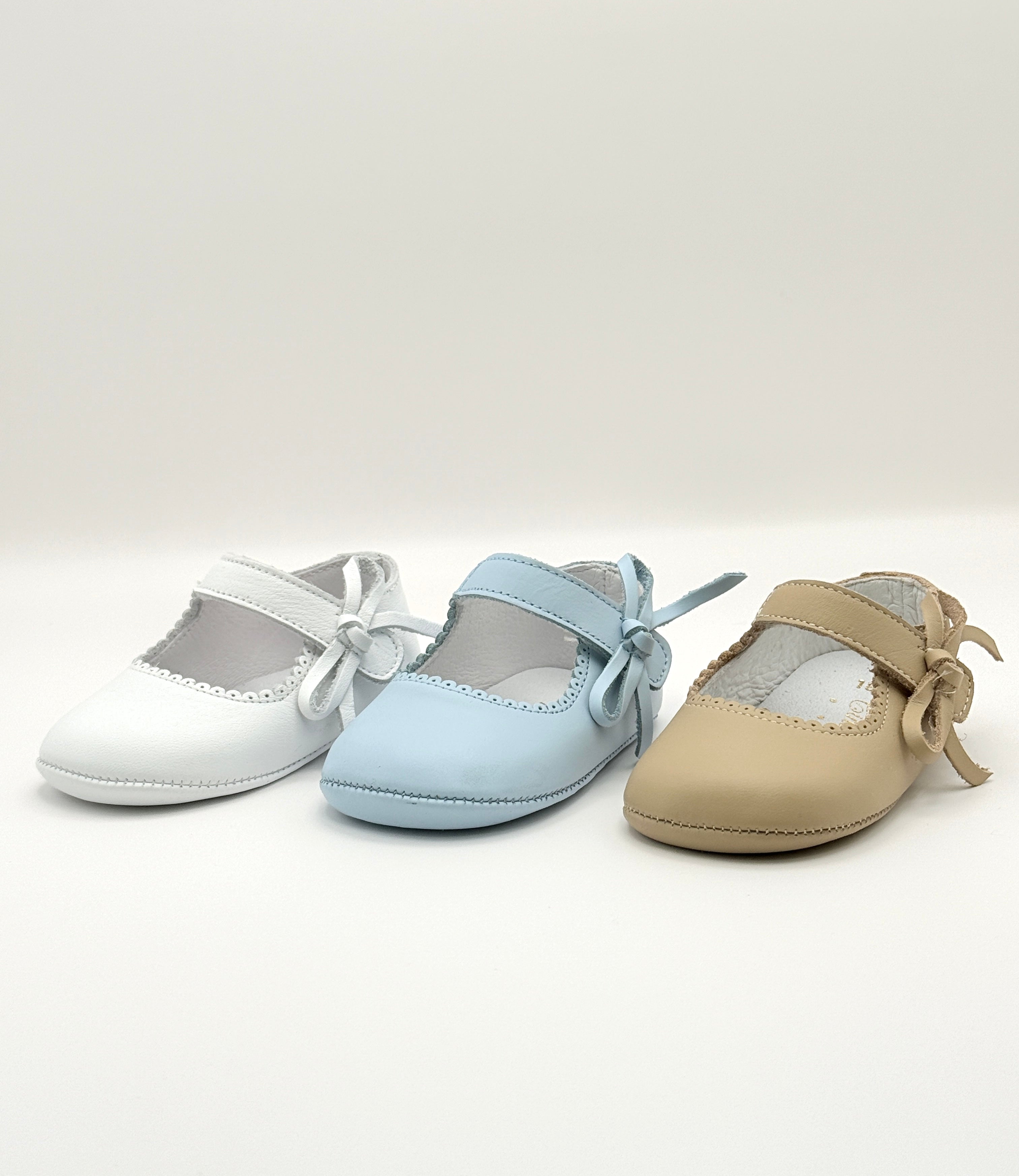 Crib Shoe Mary Jane Bow Sand