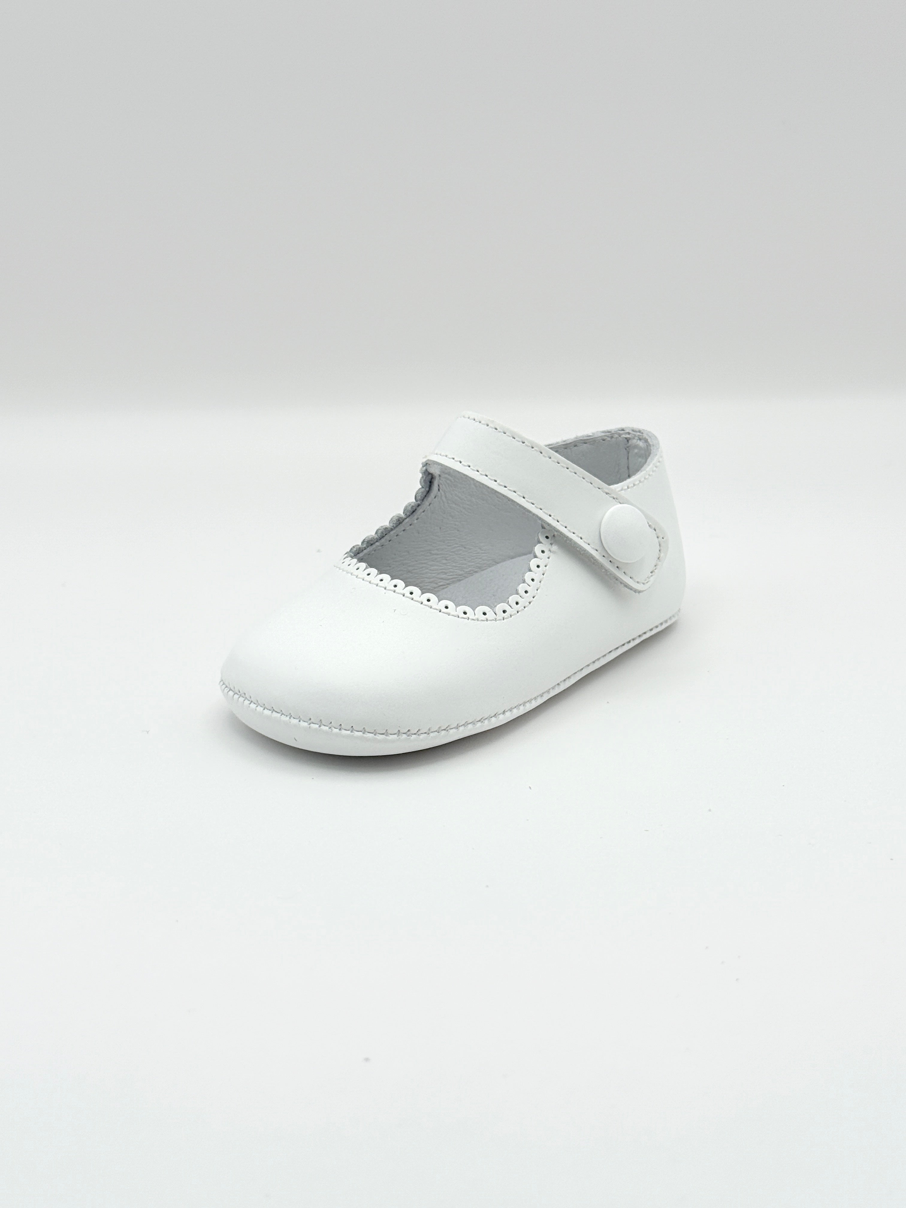 Crib Shoe Mary Jane Button White