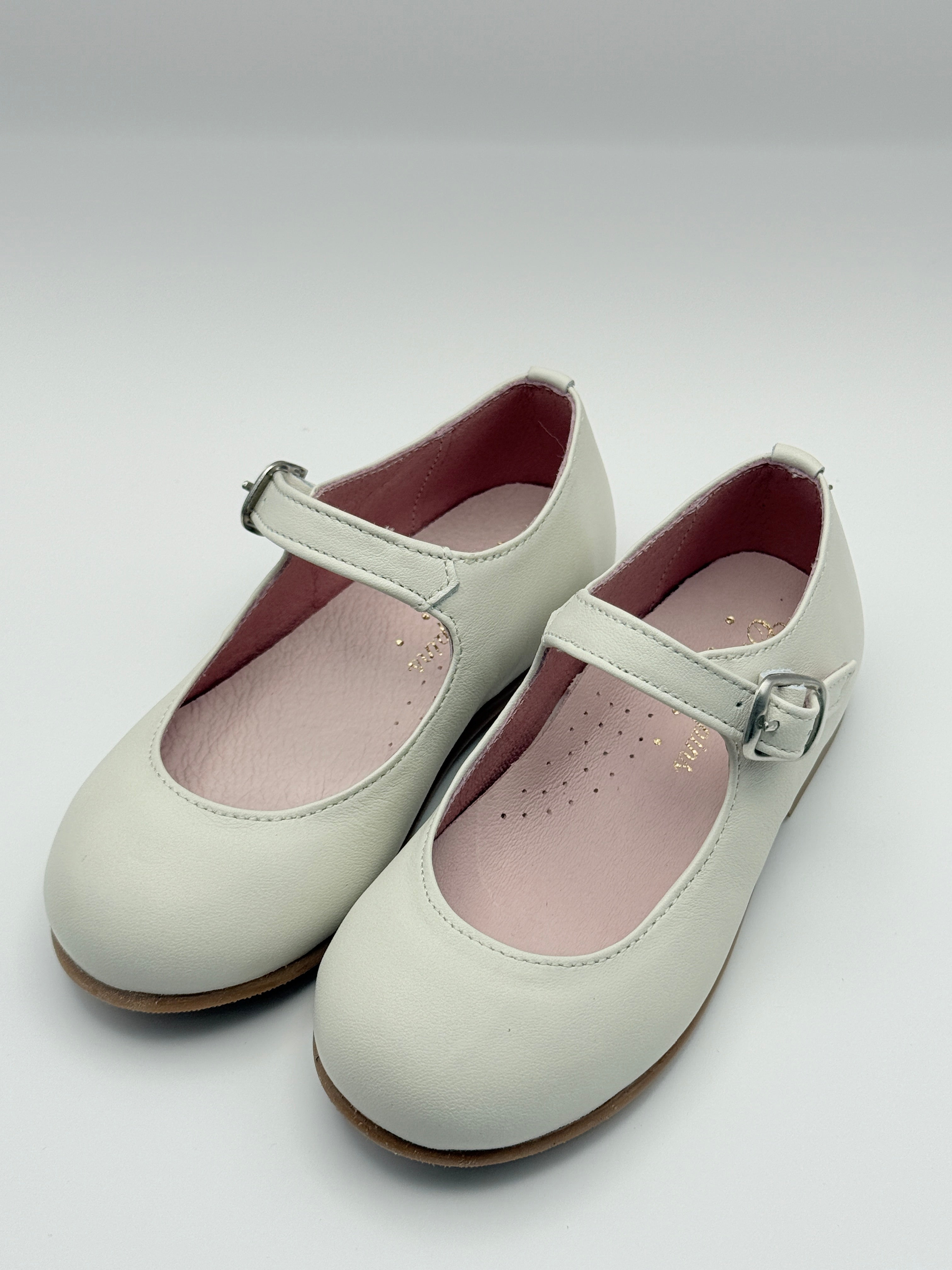 Mary Jane Magic Porcelain