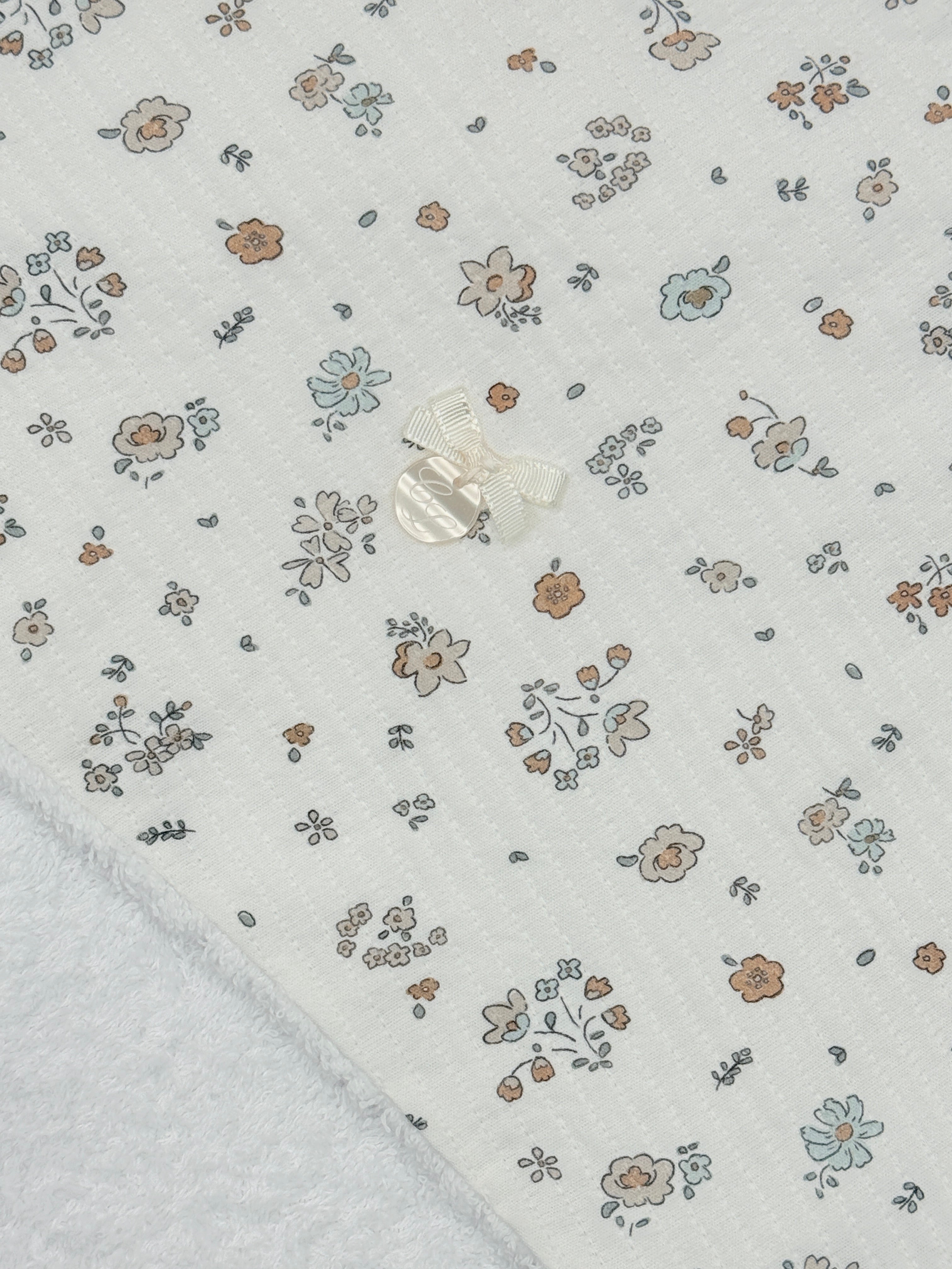 Hooded Towel XL Celia Flowers