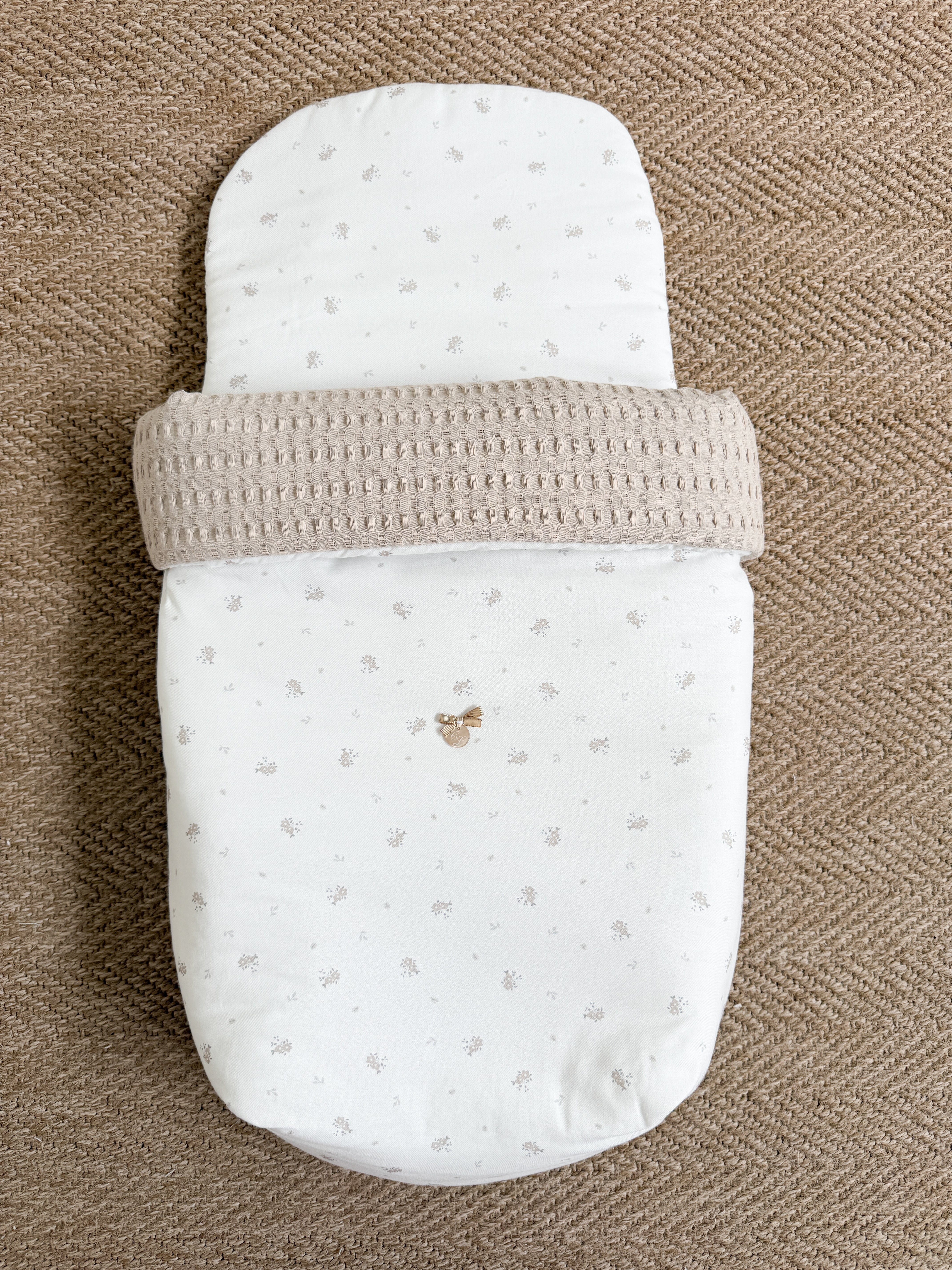 Carry Cot Clea Beige