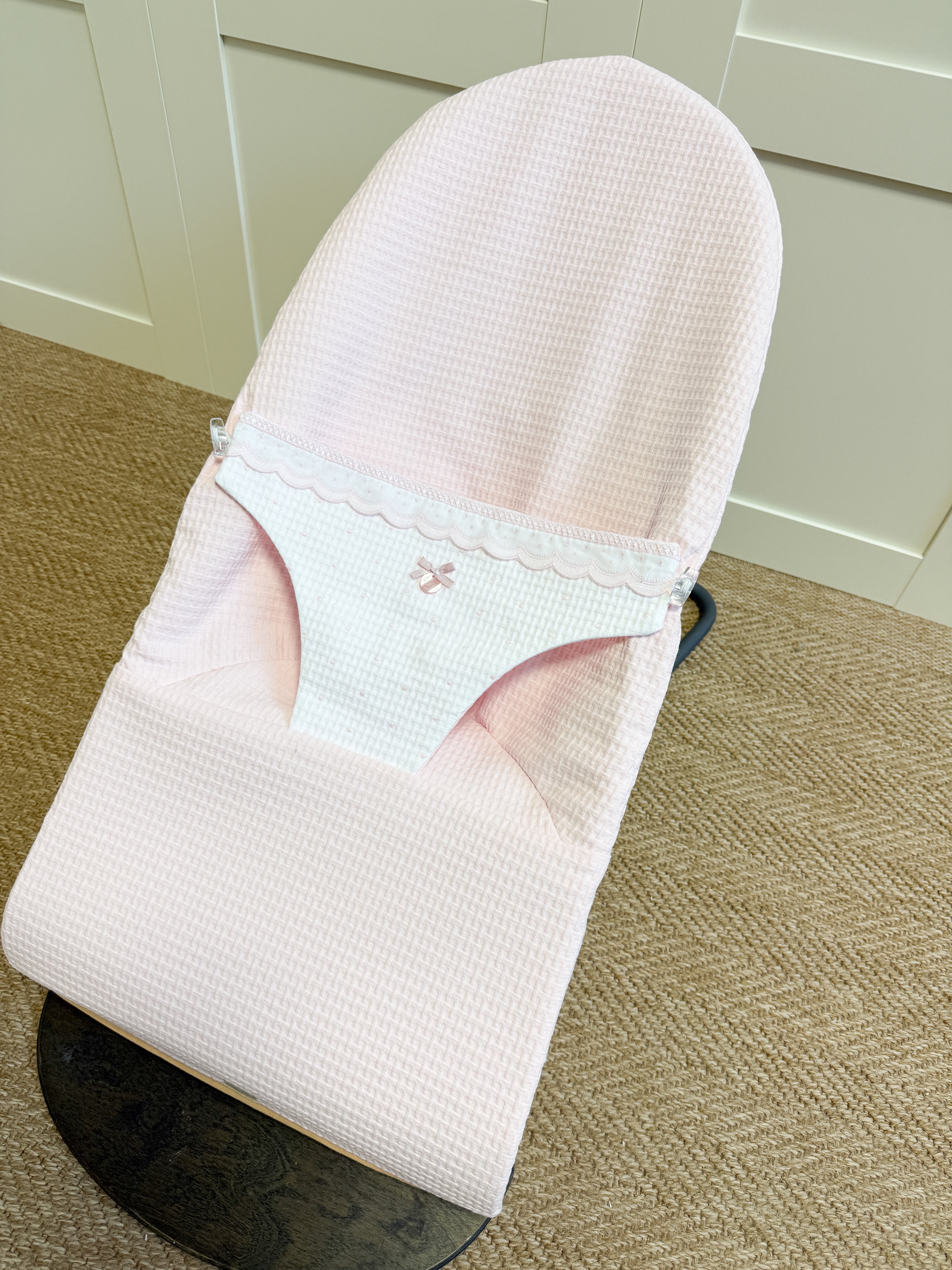 BabyBjorn Bouncer Cover Dots Pink