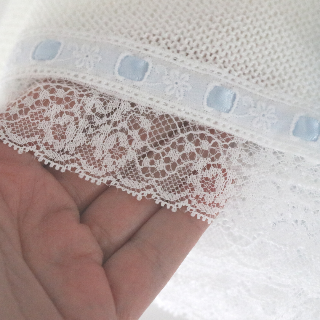 Crib Set Lace- Liner, pillow and blanket