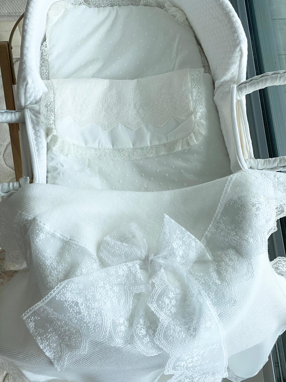 Crib Set Blanche- Envelope and blanket
