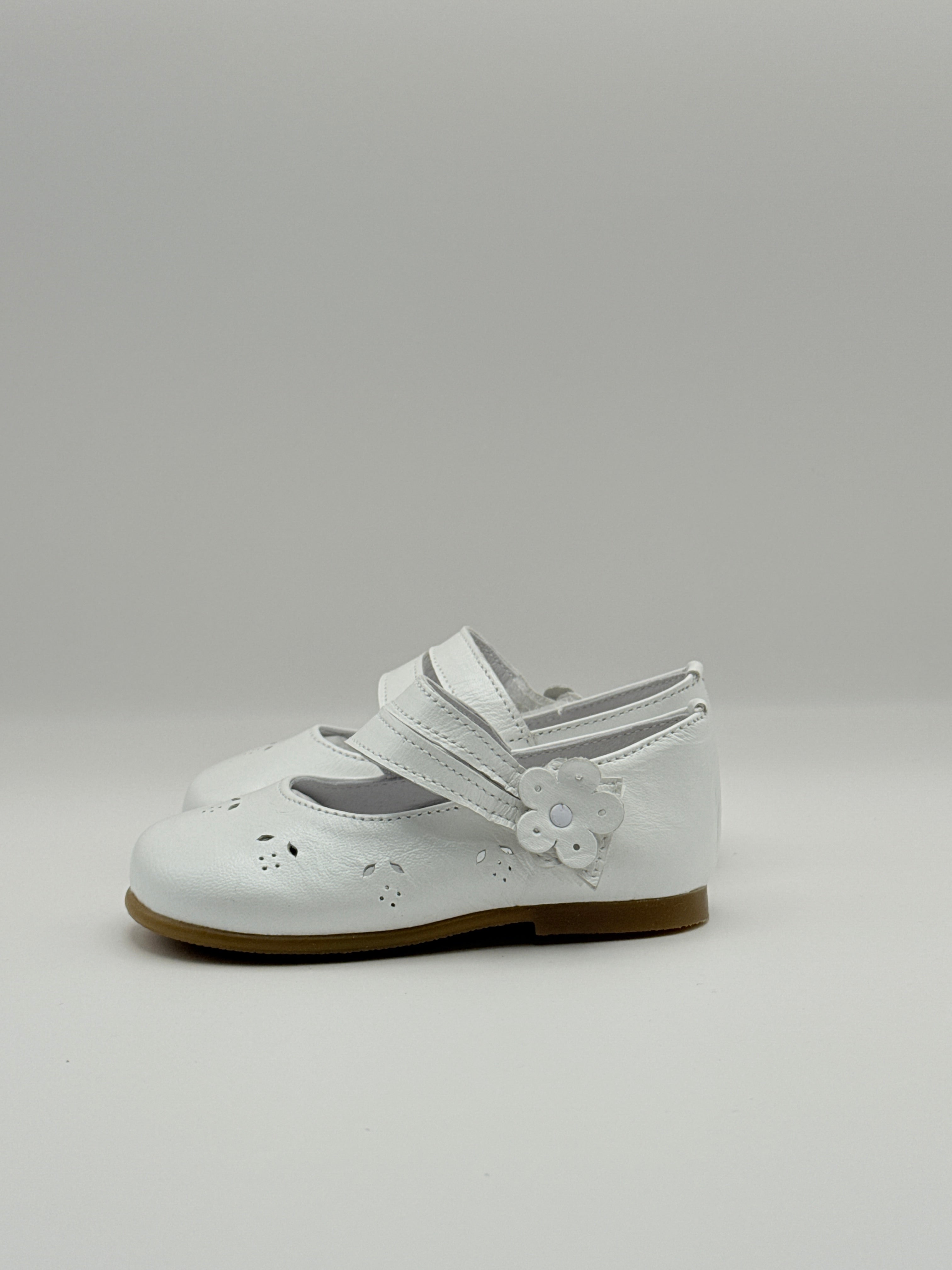 Mary Jane Flower White
