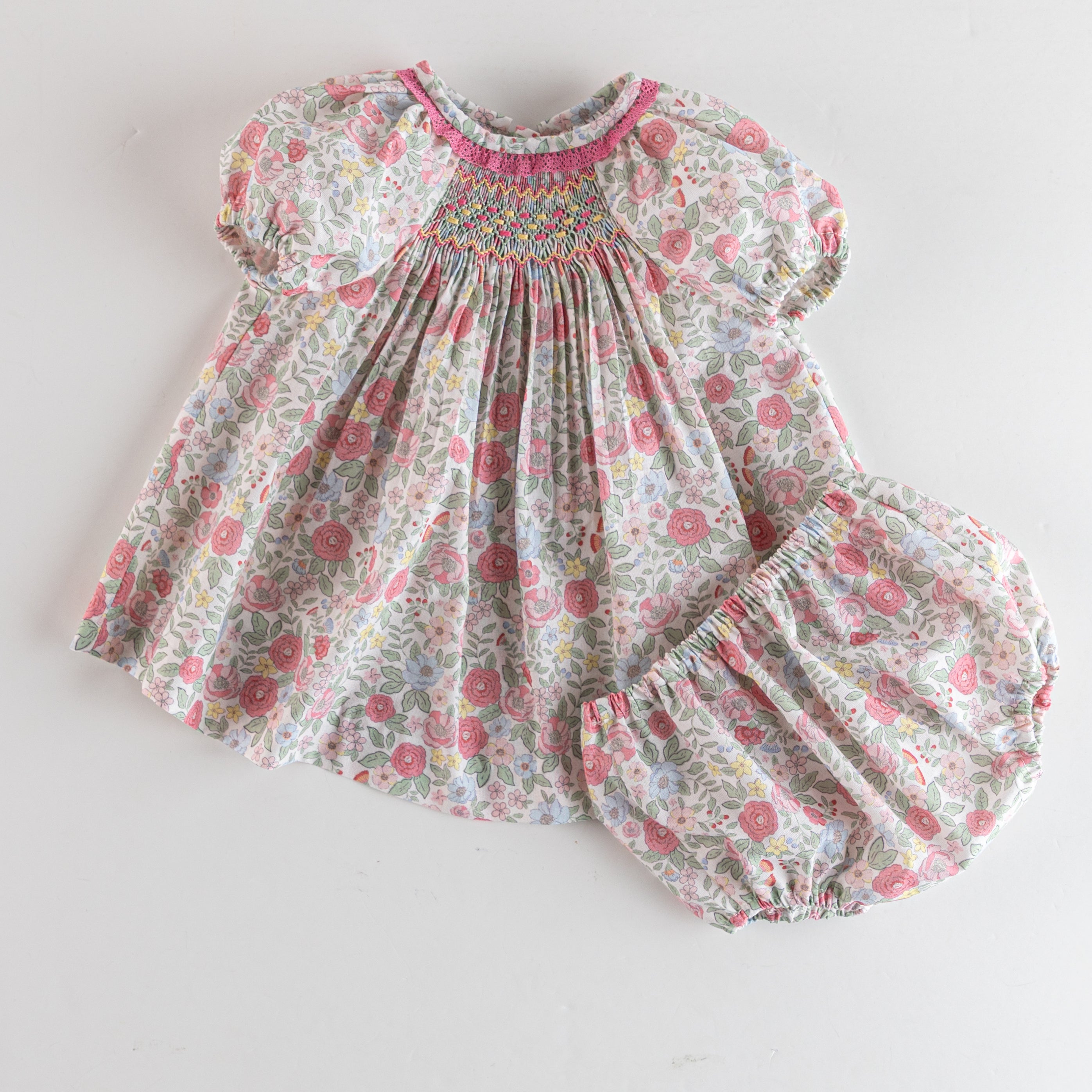 Belan 'Loira' Smock Bloomer Set