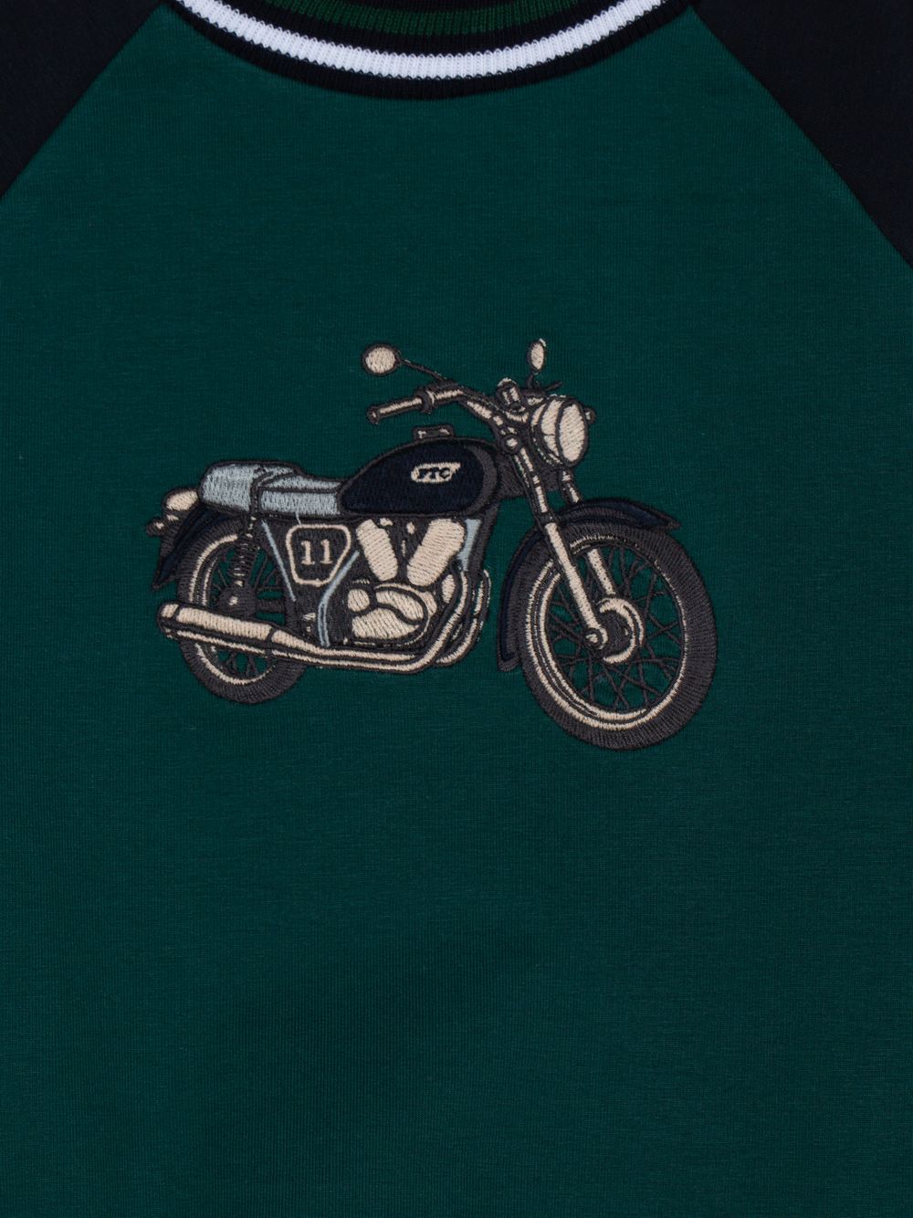 Outfit Tractor