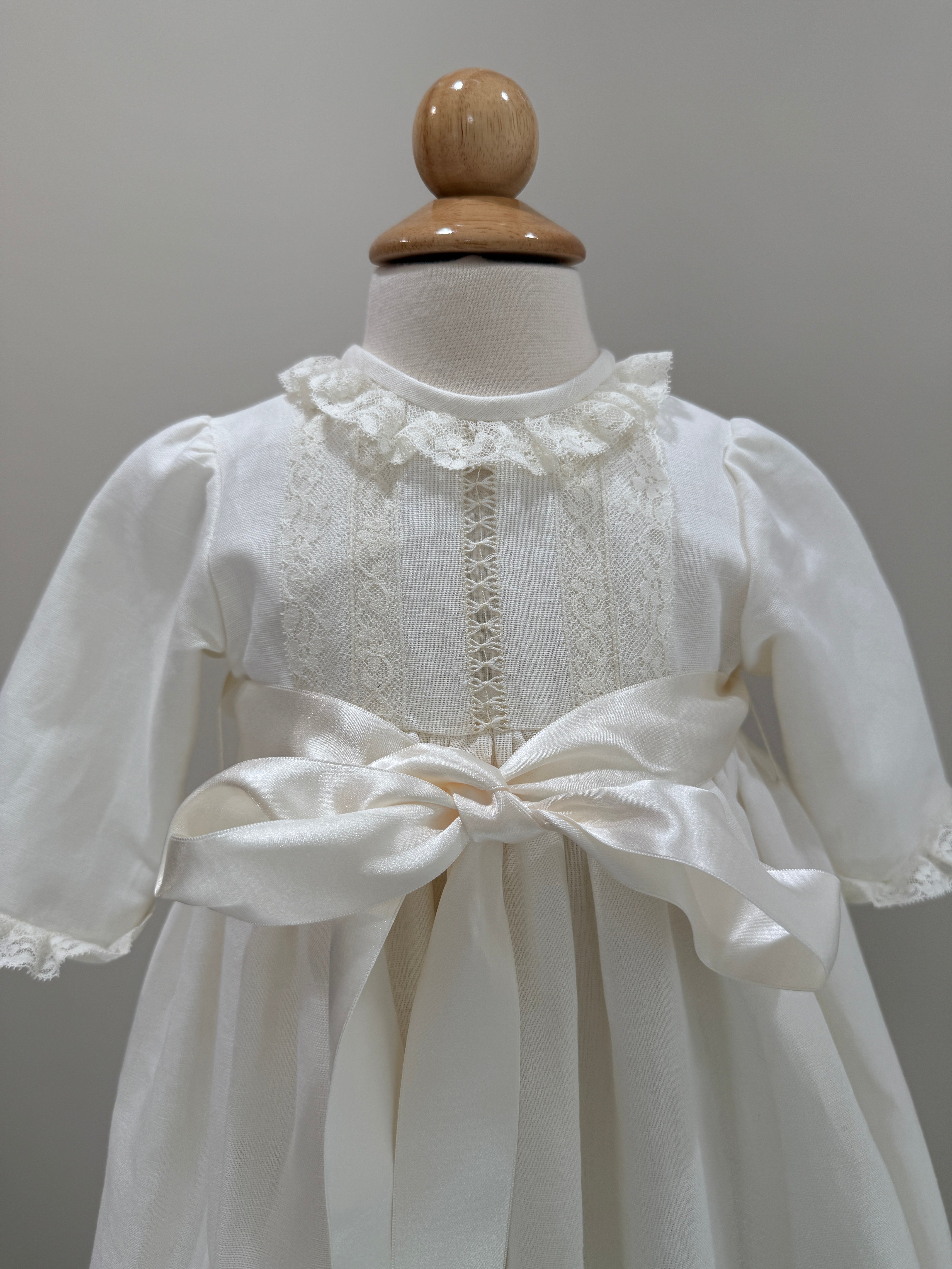 Christening Gown Virtudes