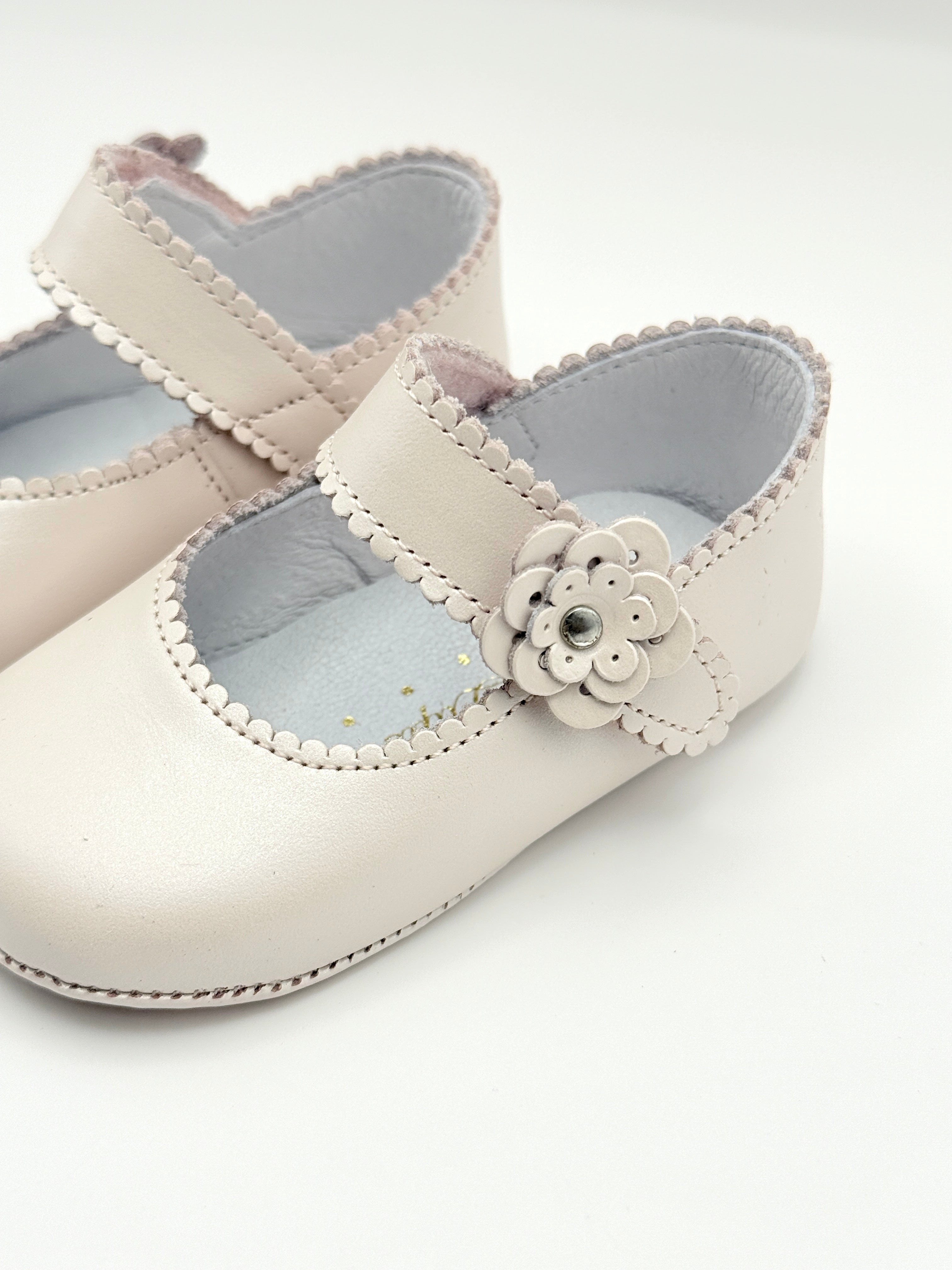 Crib Shoe Mary Jane Flor Pearl Pink