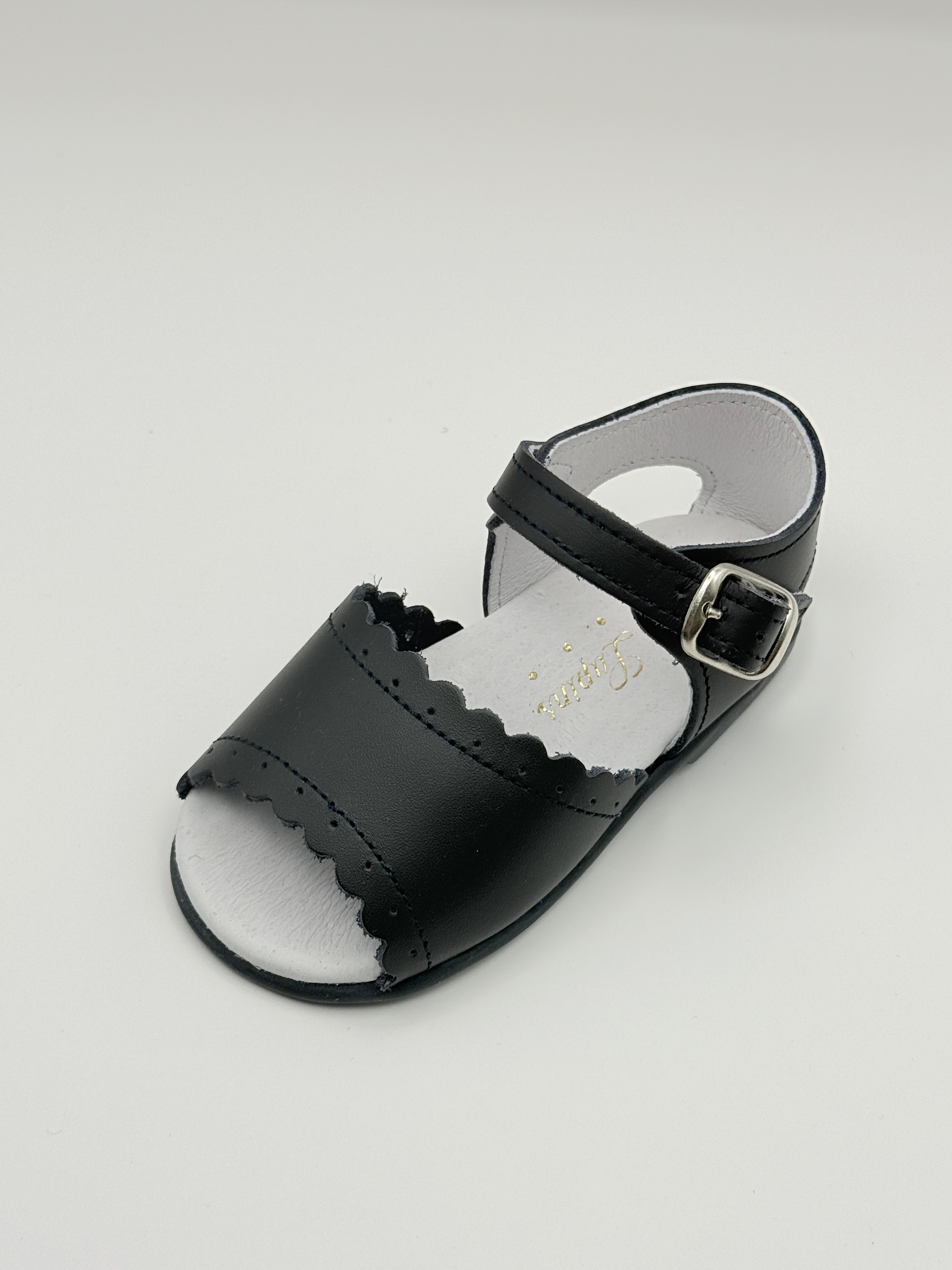 Sandal Scallop Navy