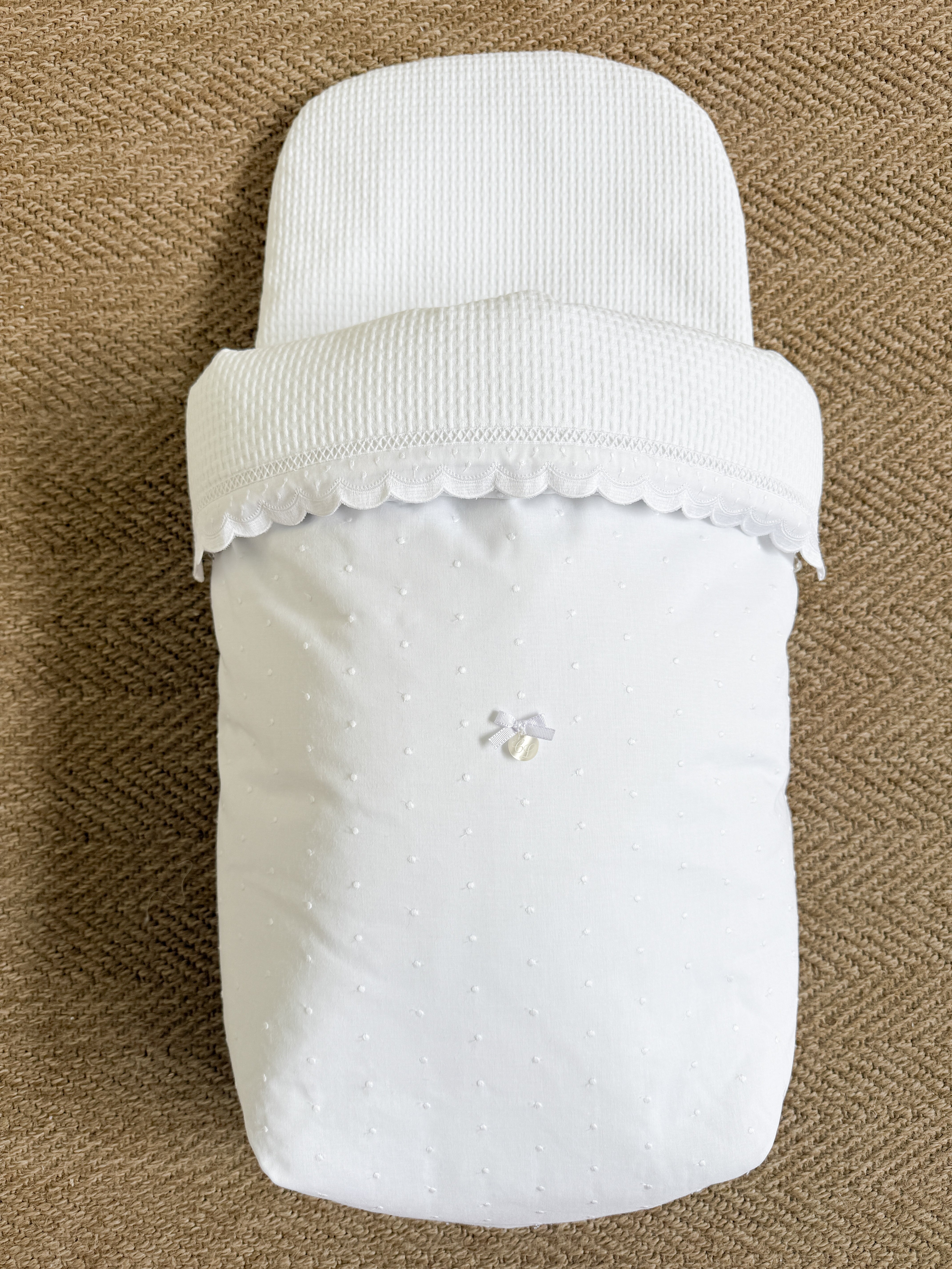 Carry Cot Lucia White