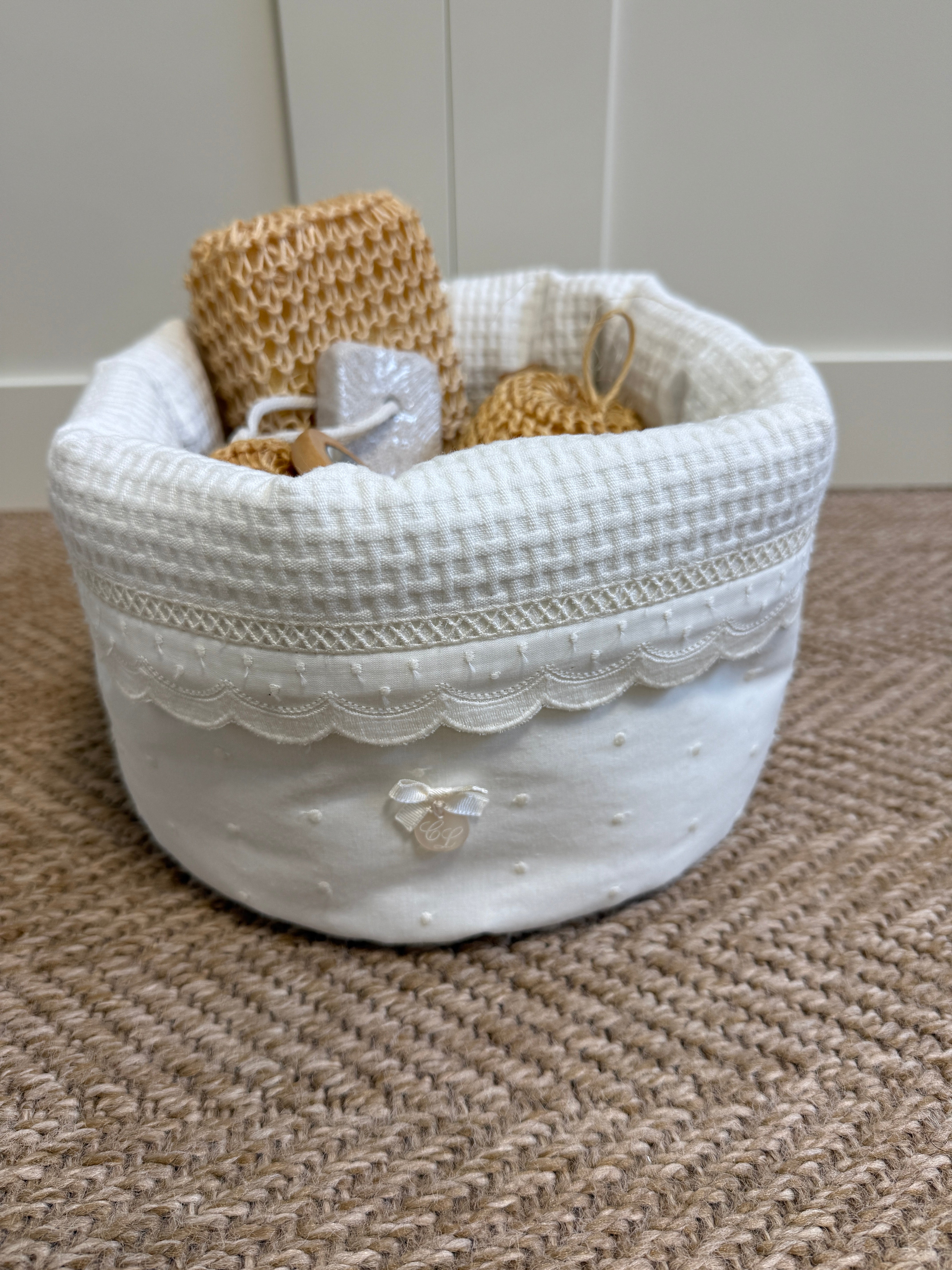 Toiletry Basket Lucia Beige