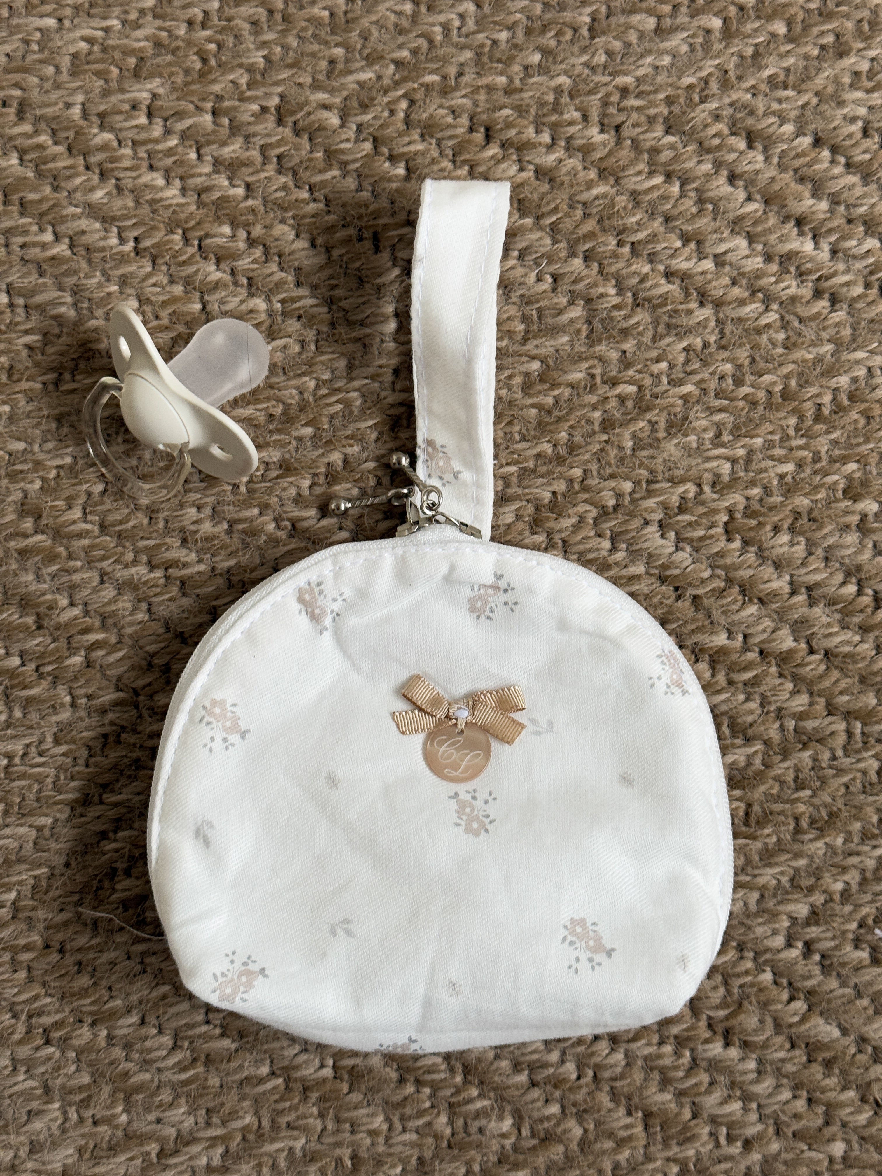 Pacifier Holder Clea