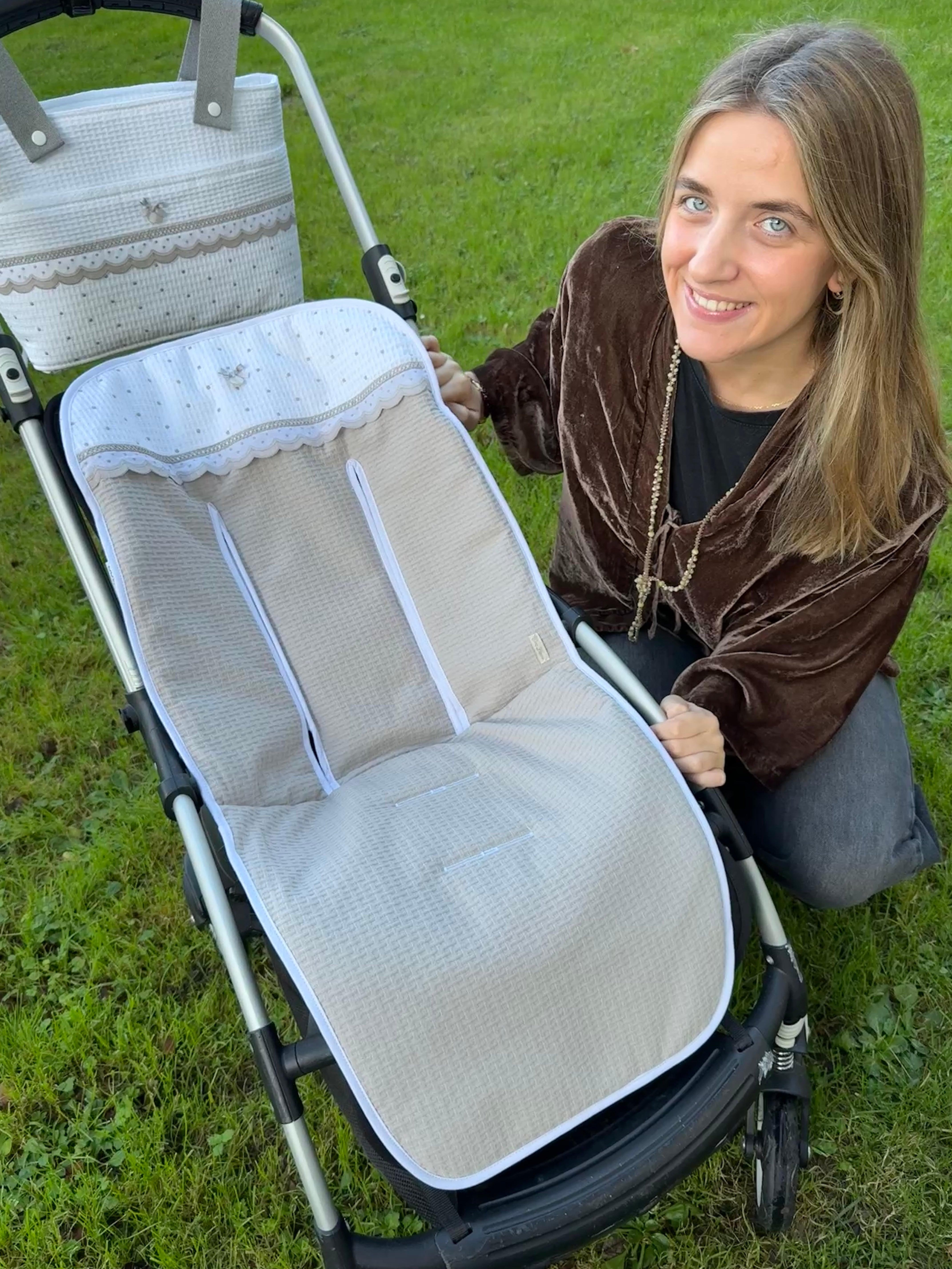 Universal Stroller Liner Dots Grey