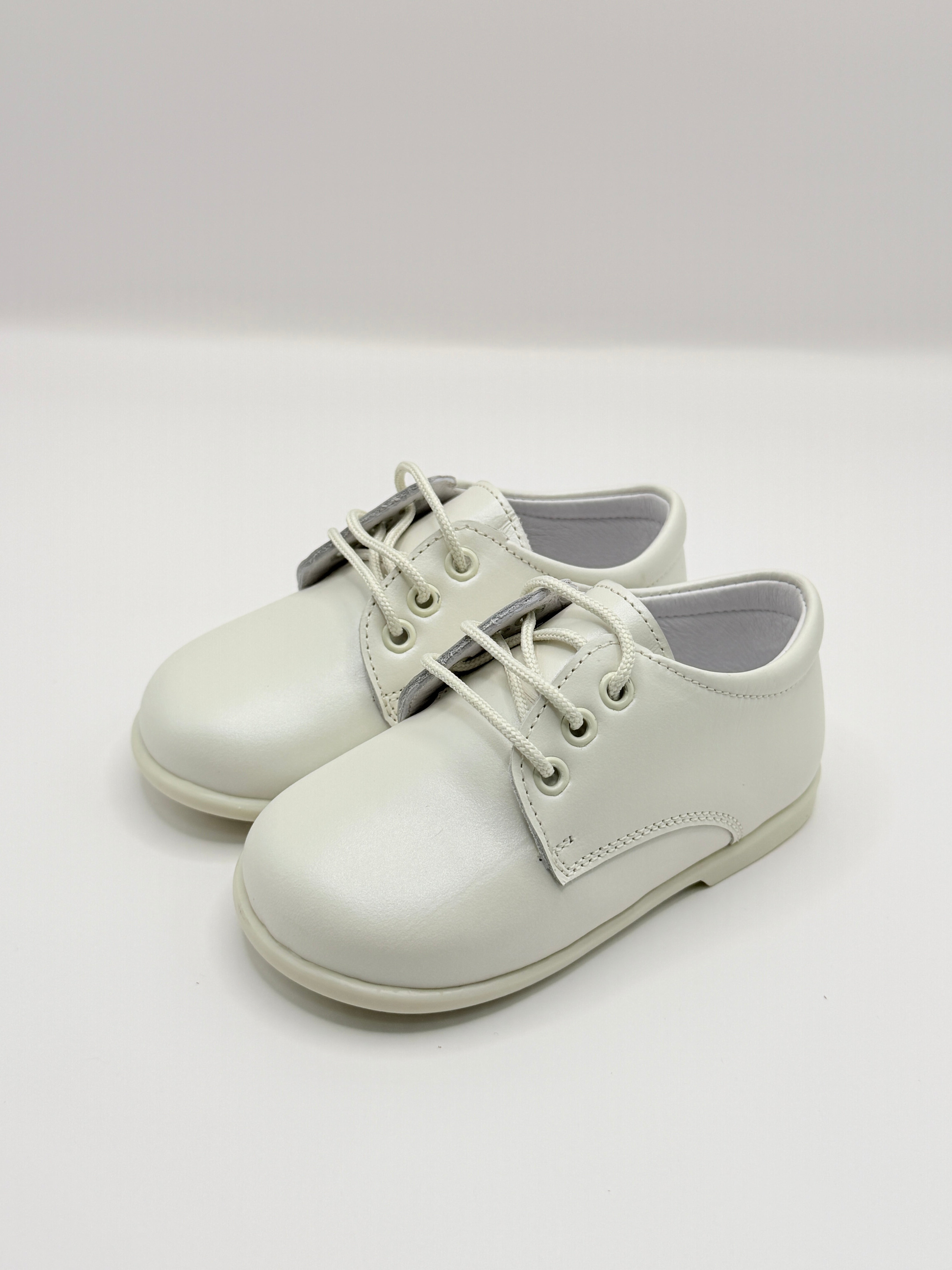 Blucher Nacar Ivory