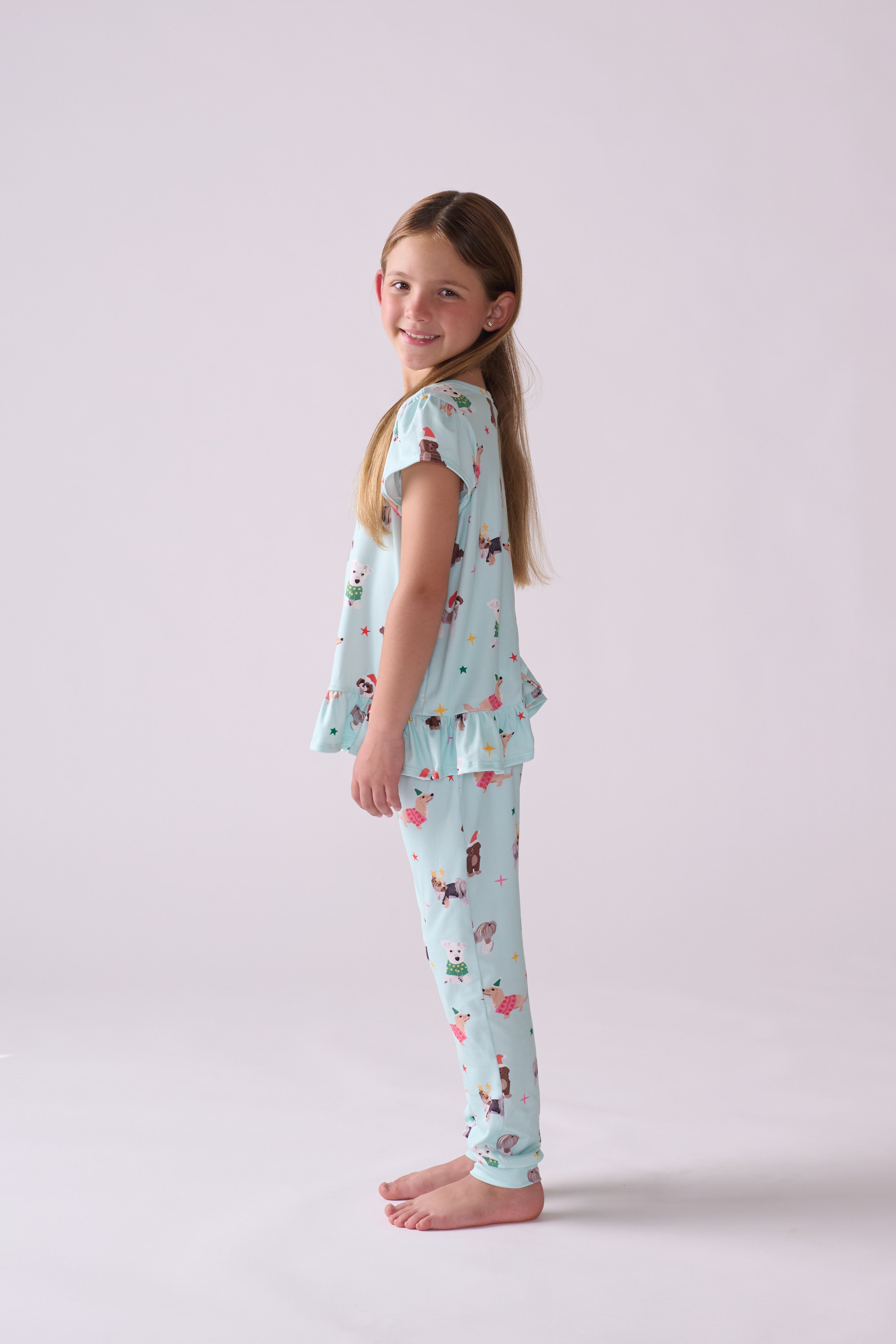 Girls’ Woofmas Pajama Set – T-Shirt & Pants